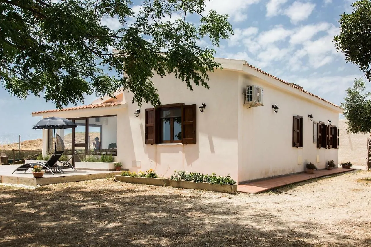 Villa Ammaliante Menfi 0*,